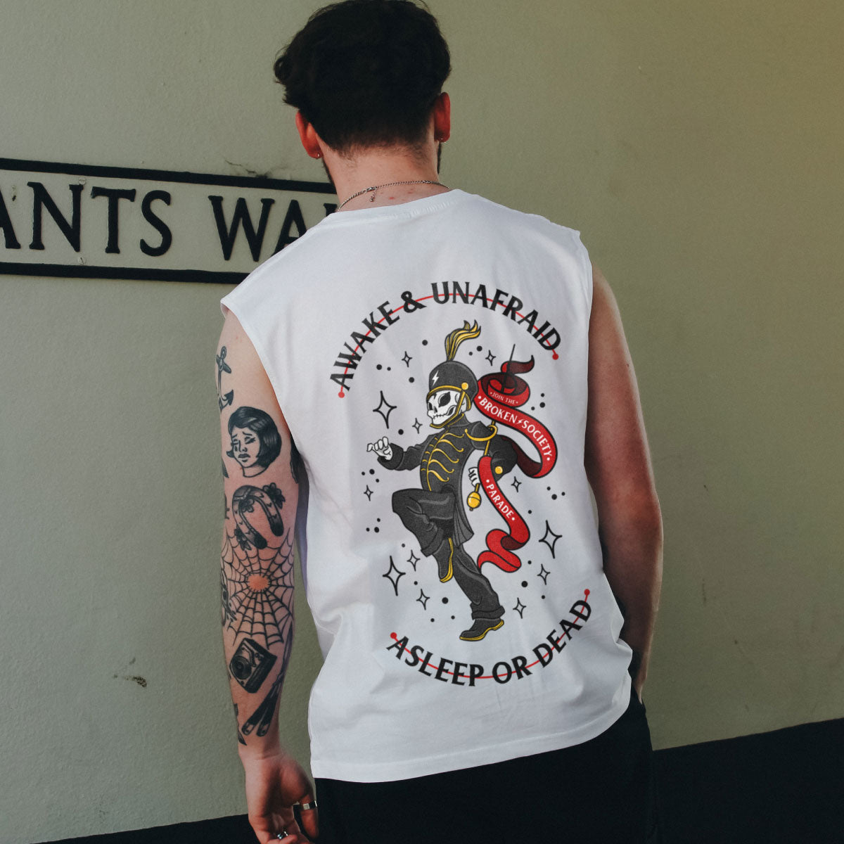 Ärmelloses T-Shirt „Wenn es regnet, schüttet es“ (Unisex)