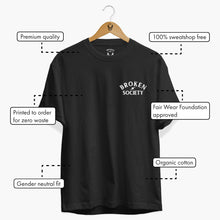 Laden Sie das Bild in den Galerie-Viewer, Black Panther T-Shirt (Unisex)-Broken Society